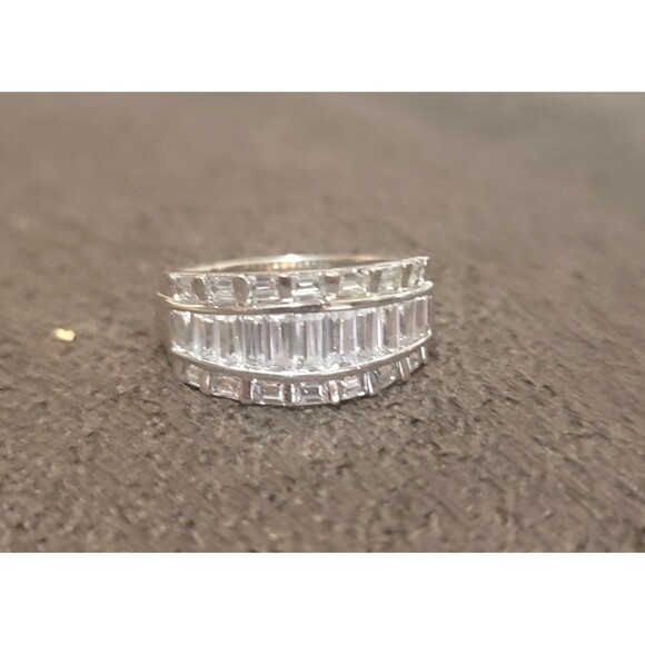 Ross Simons Dazzling CZ Ring Wedding Anniversary Exquisite 925 Sterling approx10 - Picture 10 of 13